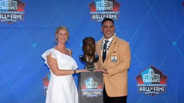 Kevin Mawae helps ASU move to the top of recruiting lists